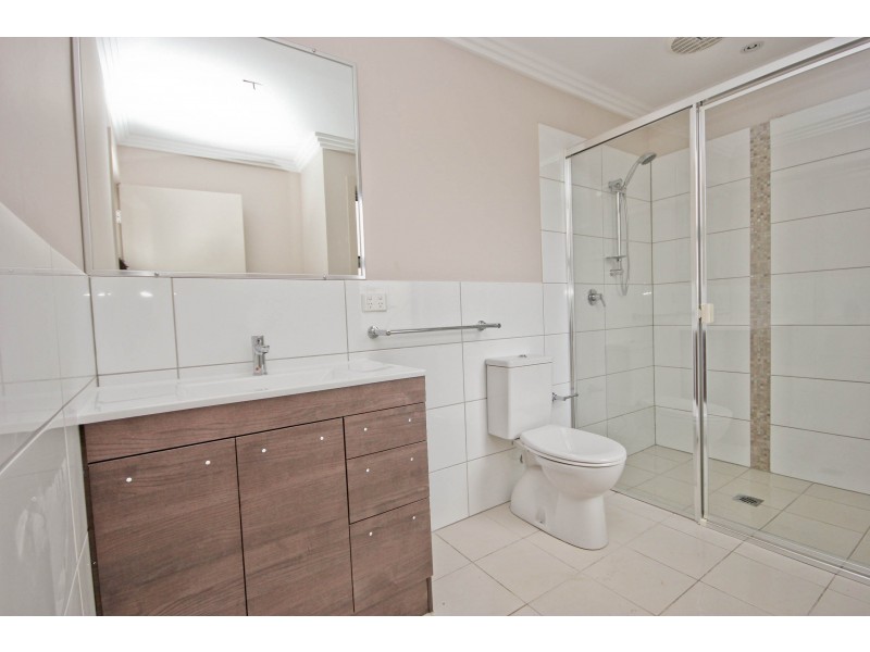 37a Diamantina Circuit, Pacific Pines QLD 4211