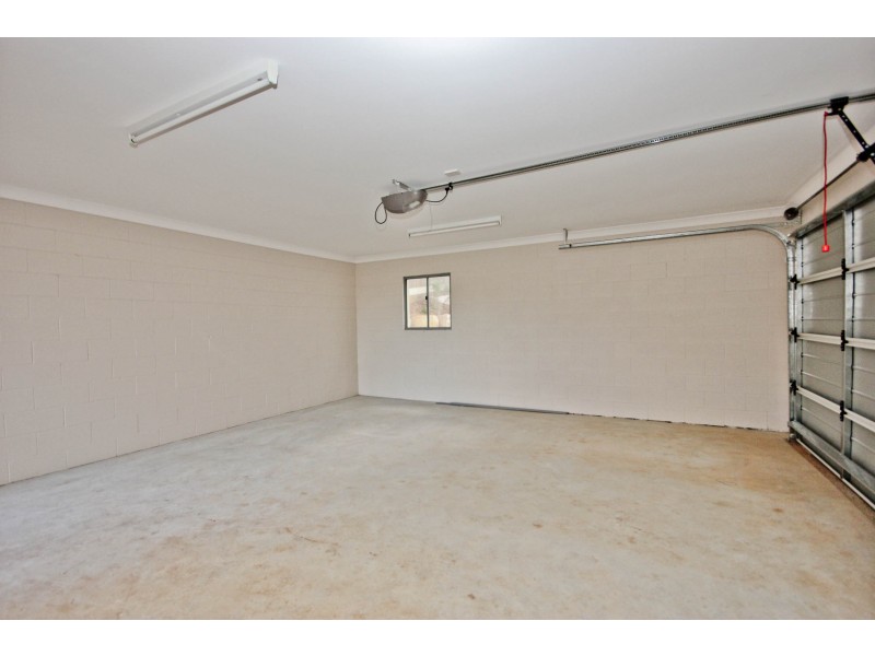 37a Diamantina Circuit, Pacific Pines QLD 4211