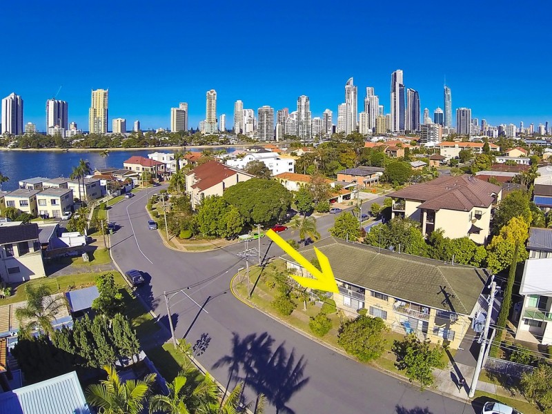 2/120 Stanhill Drive, Surfers Paradise QLD 4217