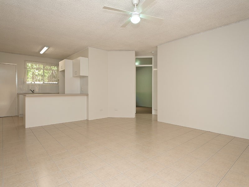 2/120 Stanhill Drive, Surfers Paradise QLD 4217