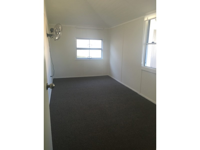 1/80 Eugaree St, Southport QLD 4215