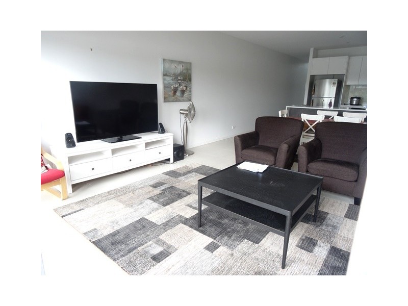 11 South Bay Drive, Varsity Lakes QLD 4227