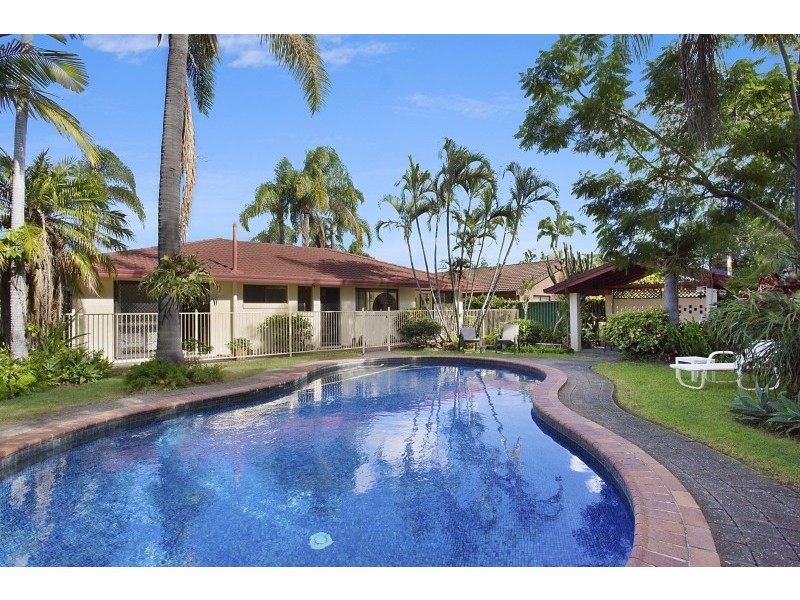 11 Forster Avenue, Sorrento QLD 4217