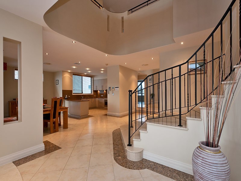 65 Sir Bruce Small Boulevard, Benowa Waters QLD 4217