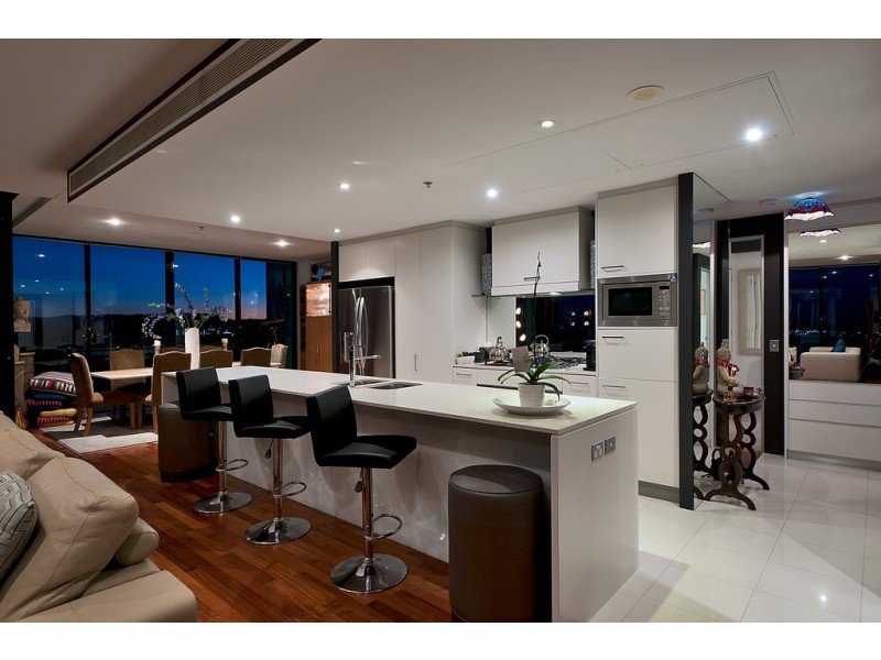 2103/230 Marine Parade, Labrador QLD 4215