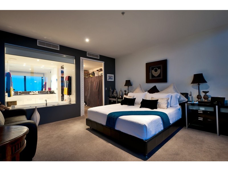 2103/230 Marine Parade, Labrador QLD 4215