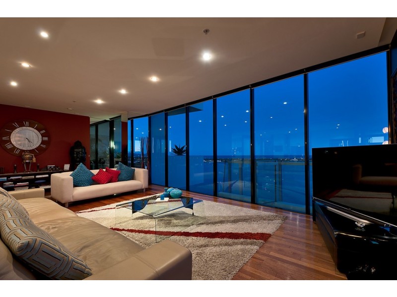 2103/230 Marine Parade, Labrador QLD 4215