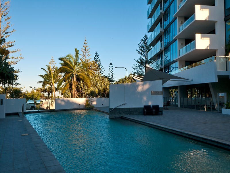 2103/230 Marine Parade, Labrador QLD 4215