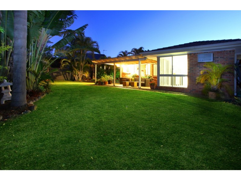 4 Widford Court, Carrara QLD 4211