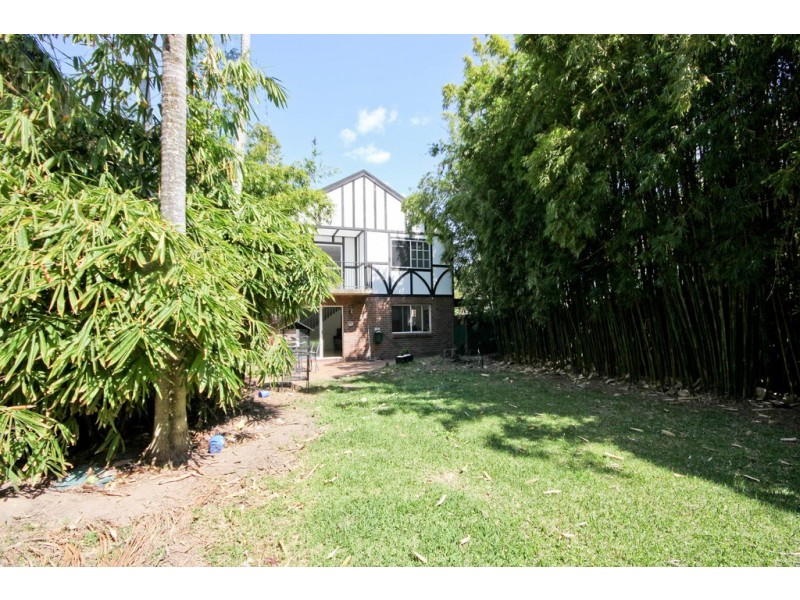 2/5 Dowling Drive, Southport QLD 4215