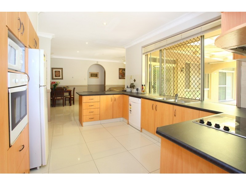 32 Merion Court, Robina QLD 4226