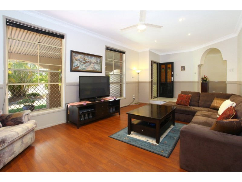 32 Merion Court, Robina QLD 4226