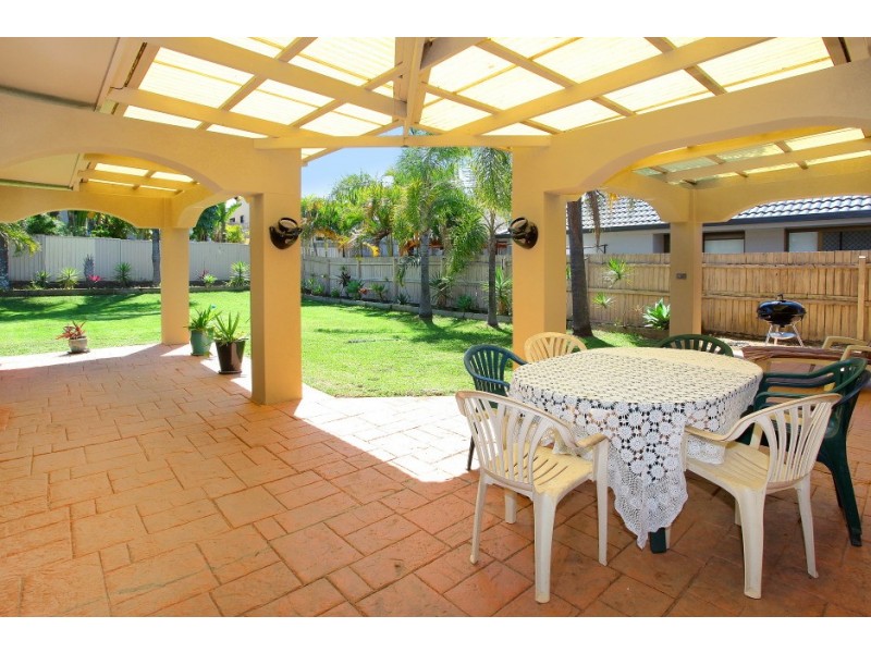 32 Merion Court, Robina QLD 4226