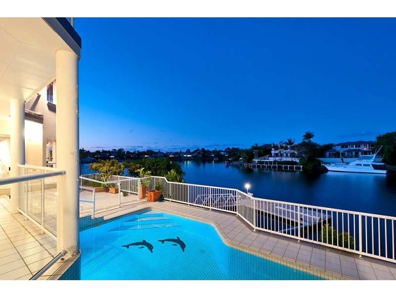17 Tortuga Place, Clear Island Waters QLD 4226
