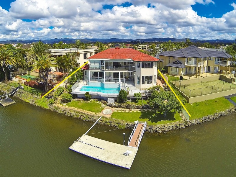 17 Tortuga Place, Clear Island Waters QLD 4226