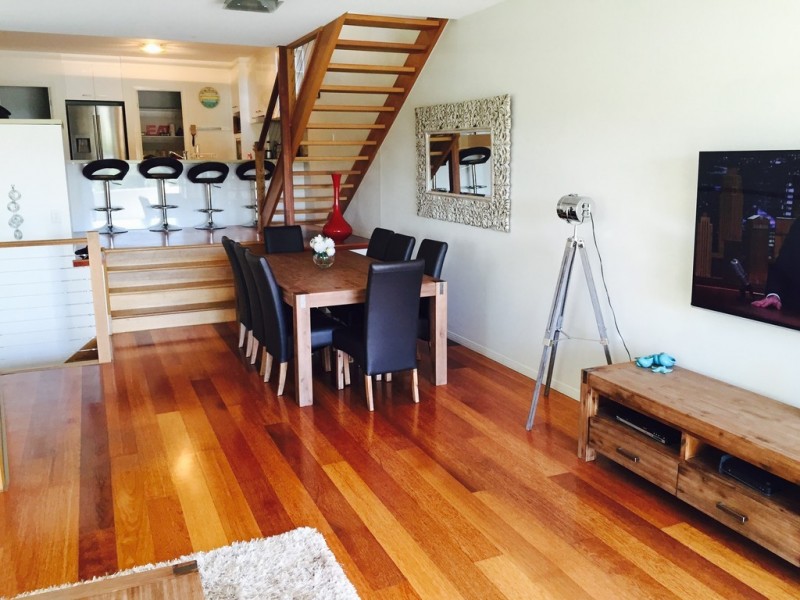1/2057 Gold Coast Hwy, Miami QLD 4220