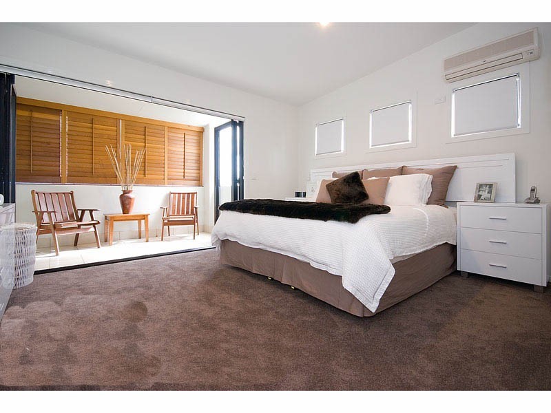 1/2057 Gold Coast Hwy, Miami QLD 4220