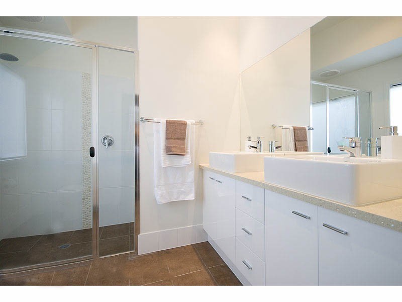 1/2057 Gold Coast Hwy, Miami QLD 4220