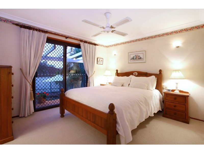 3 Queenscliff Crescent, Robina QLD 4226