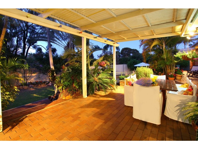 3 Queenscliff Crescent, Robina QLD 4226