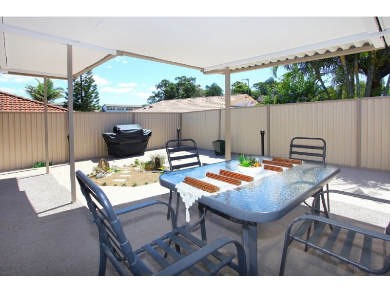 4 Macedon Close, Robina QLD 4226