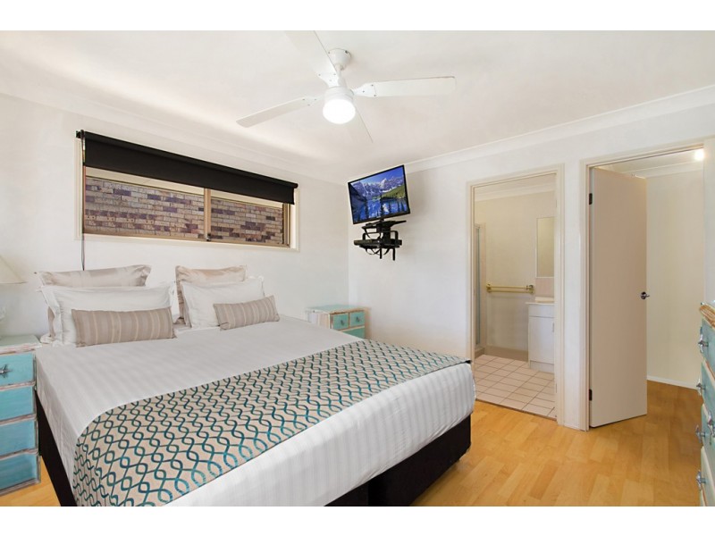 296 Christine Avenue, Varsity Lakes QLD 4227