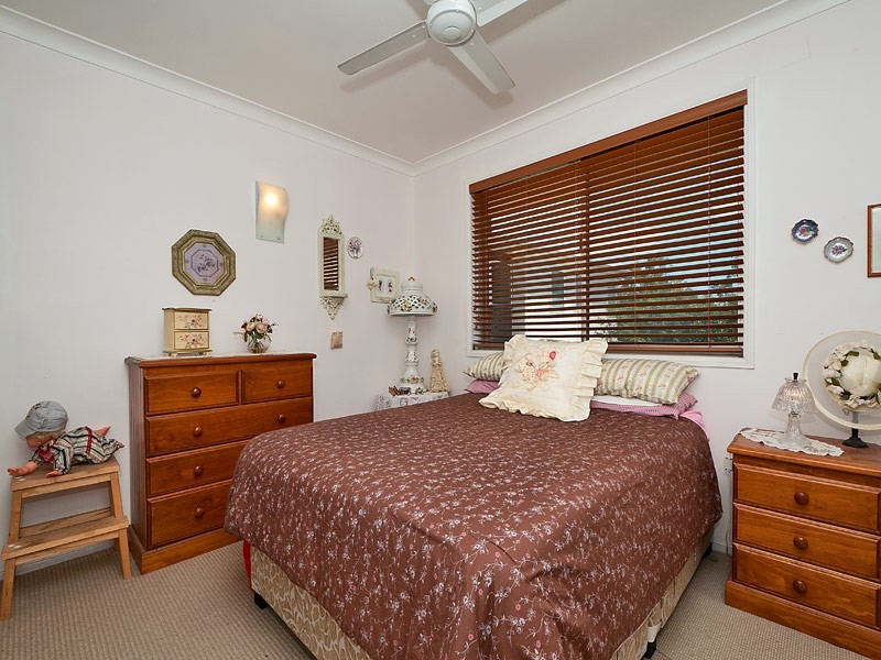 69 Bamboo Avenue, Benowa QLD 4217