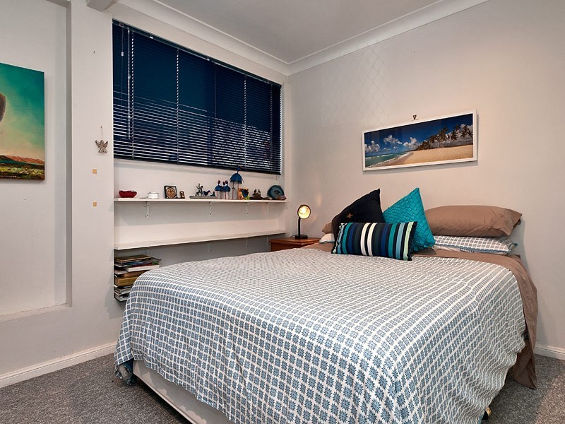 69 Bamboo Avenue, Benowa QLD 4217