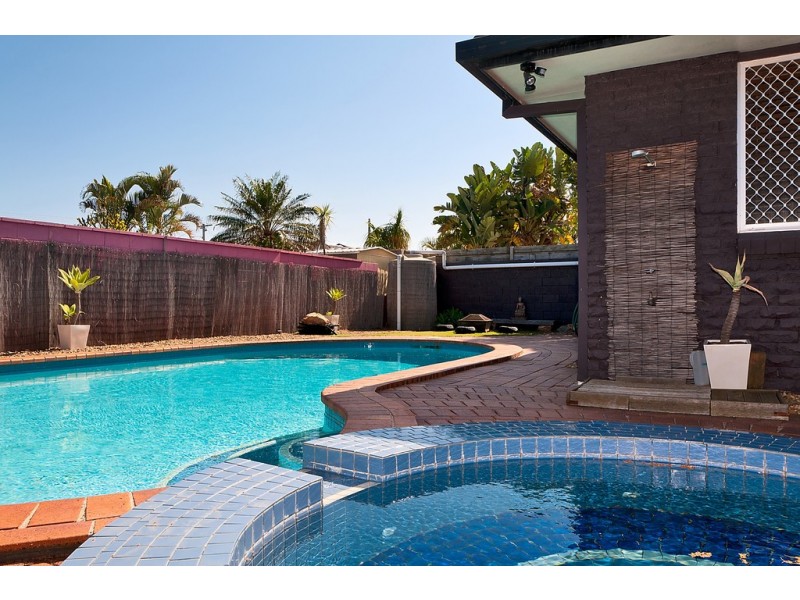 26 Coogeen Street, Sorrento QLD 4217