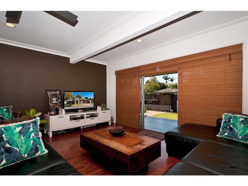 26 Coogeen Street, Sorrento QLD 4217