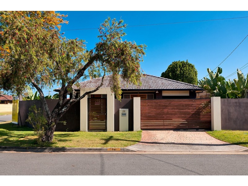 26 Coogeen Street, Sorrento QLD 4217