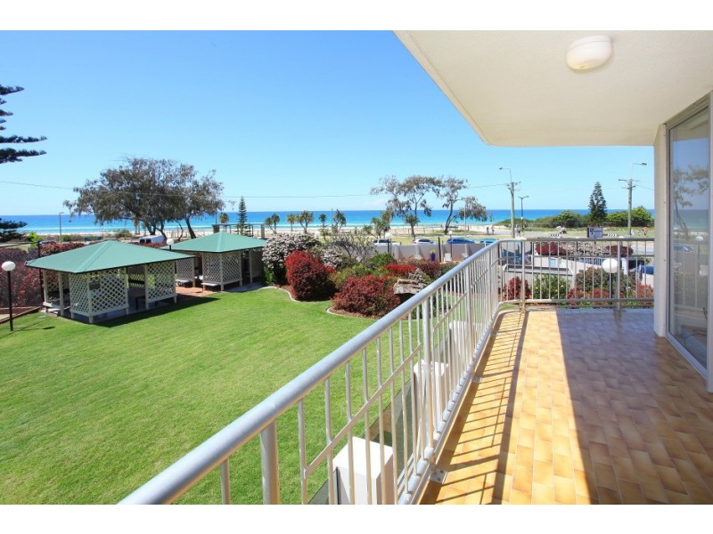 Unit 4 ‘Talisman’ 67 Broadbeach Boulevard, Broadbeach QLD 4218