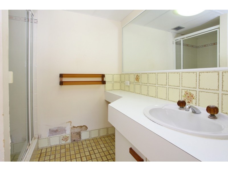 Unit 4 ‘Talisman’ 67 Broadbeach Boulevard, Broadbeach QLD 4218