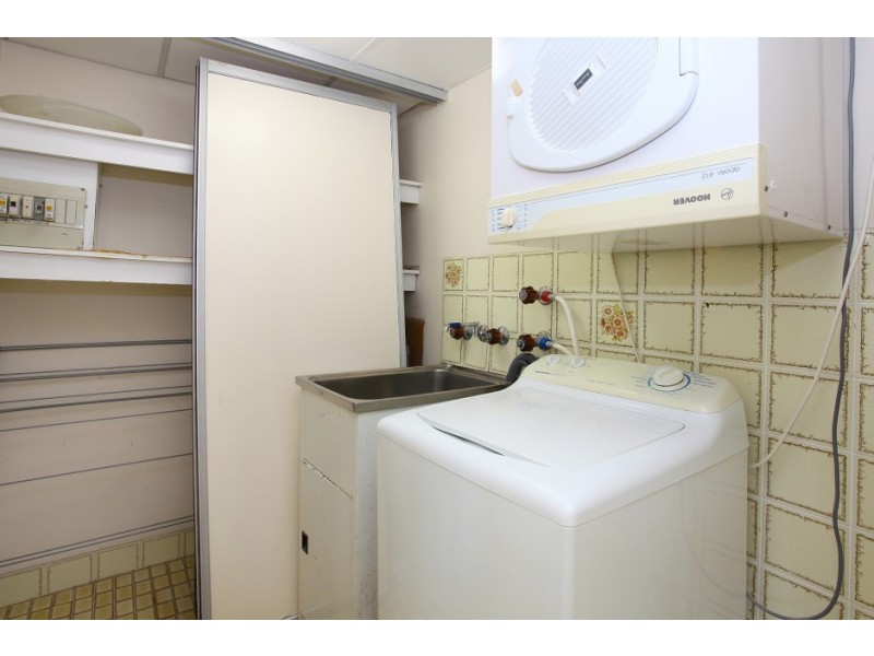 Unit 4 ‘Talisman’ 67 Broadbeach Boulevard, Broadbeach QLD 4218