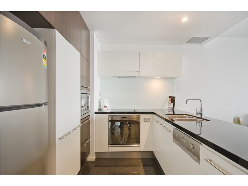 602 ‘The Wave’ 89 Surf Parade, Broadbeach QLD 4218