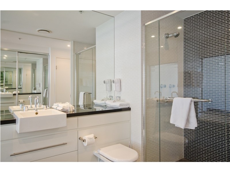 602 ‘The Wave’ 89 Surf Parade, Broadbeach QLD 4218