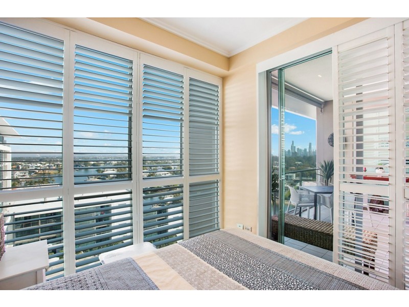 1801 ‘Freshwater Point’ 33 T.E.Peters Drive, Broadbeach Waters QLD 4218
