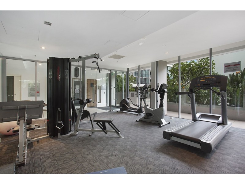 1801 ‘Freshwater Point’ 33 T.E.Peters Drive, Broadbeach Waters QLD 4218