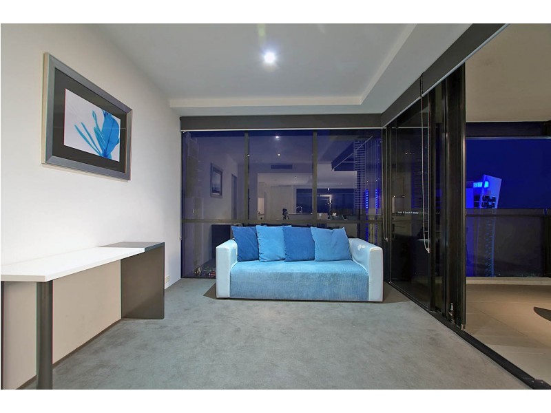 2321 ‘Circle on Cavill’ 9 Ferny Avenue, Surfers Paradise QLD 4217