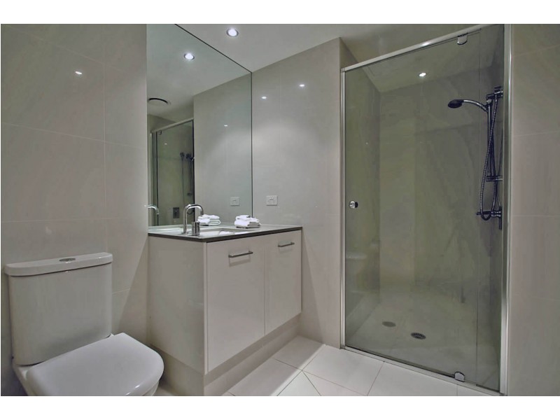 2321 ‘Circle on Cavill’ 9 Ferny Avenue, Surfers Paradise QLD 4217