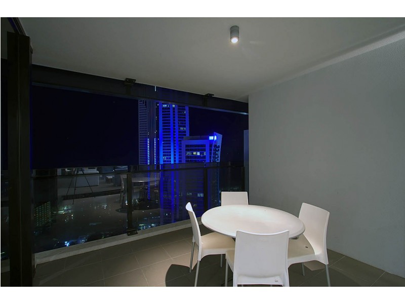 2321 ‘Circle on Cavill’ 9 Ferny Avenue, Surfers Paradise QLD 4217