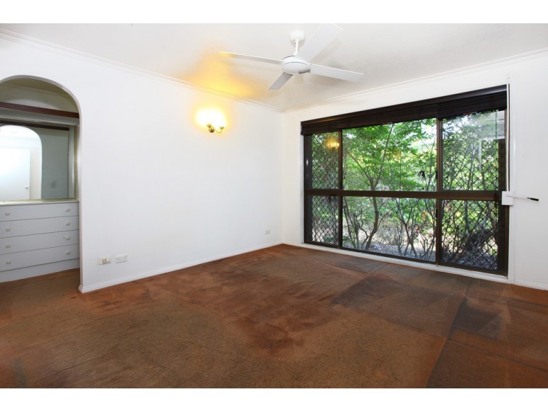 243 Ron Penhaligon Way, Robina QLD 4226