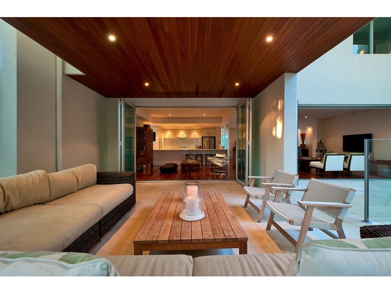 2 Marseille Estate, 17 Marseille Court, Sorrento QLD 4217