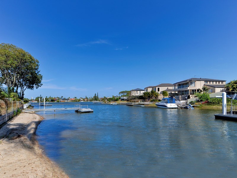 49 Blair Athol Crescent, Sorrento QLD 4217