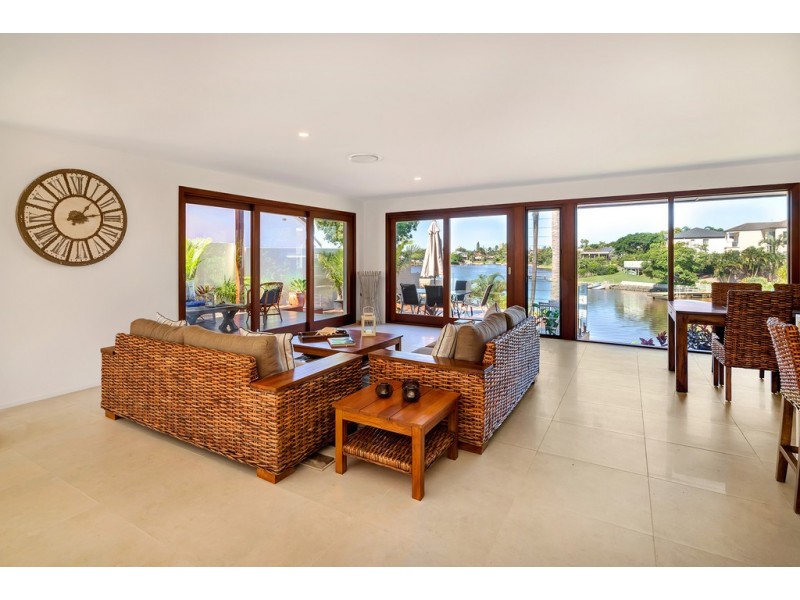 49 Blair Athol Crescent, Sorrento QLD 4217
