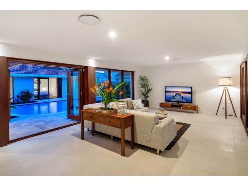 49 Blair Athol Crescent, Sorrento QLD 4217