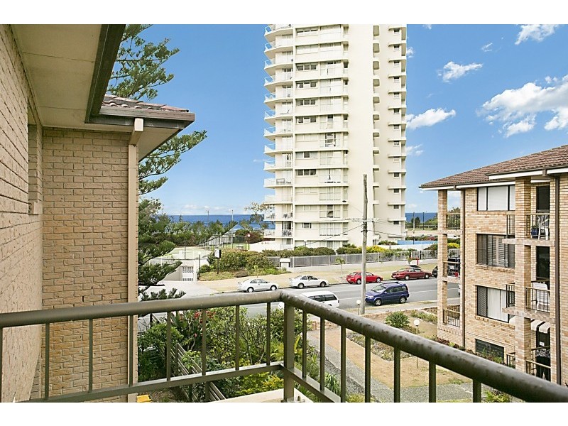 10 ‘Yallambee Lodge’ 133 Old Burleigh Road, Broadbeach QLD 4218