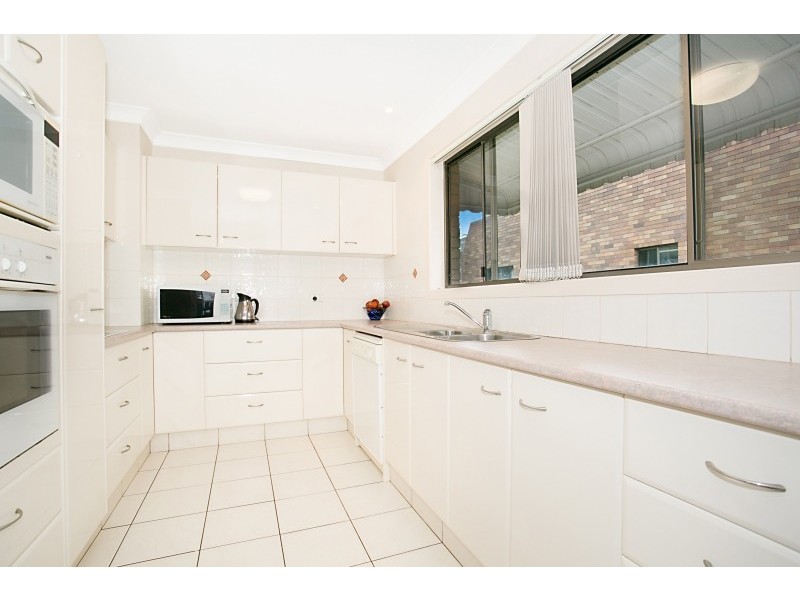 10 ‘Yallambee Lodge’ 133 Old Burleigh Road, Broadbeach QLD 4218