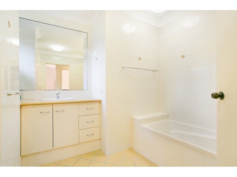 10 ‘Yallambee Lodge’ 133 Old Burleigh Road, Broadbeach QLD 4218