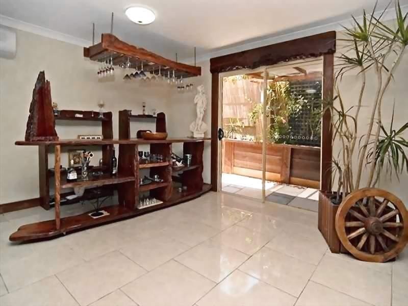 73 Baratta Street, Southport QLD 4215